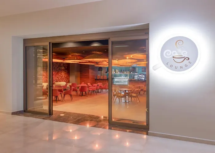 Resort Royalton Splash Riviera Cancun, An Autograph Collection