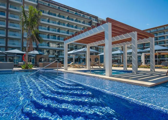 Resort Royalton Splash Riviera Cancun, An Autograph Collection 5*