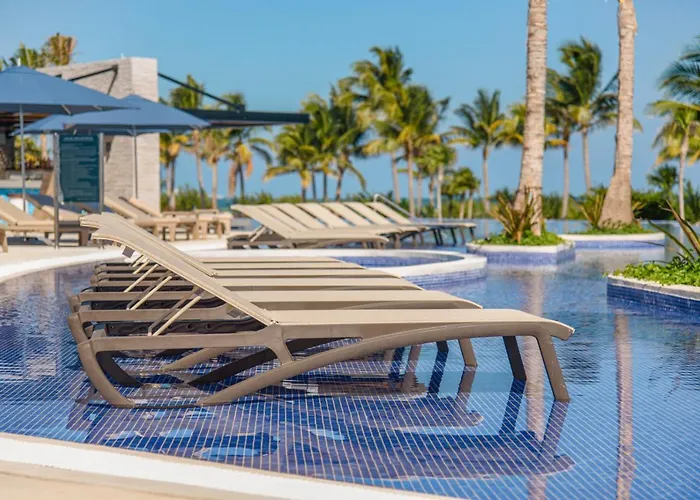 Royalton Splash Riviera Cancun, An Autograph Collection