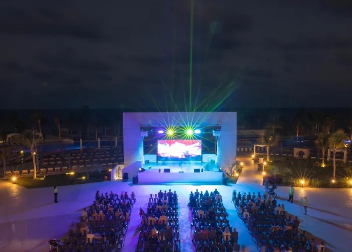 Royalton Splash Riviera Cancun, An Autograph Collection Resort