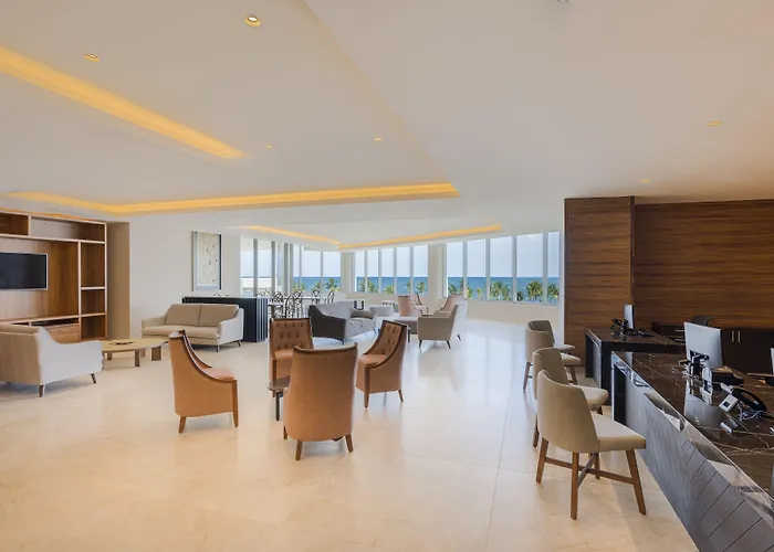 Resort Royalton Splash Riviera Cancun, An Autograph Collection